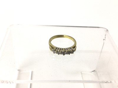 Lot 63 - 18ct gold diamond five stone ring