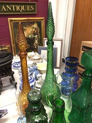 Lot 283 - Collection of green glass vases plus a few other coloured glass vases