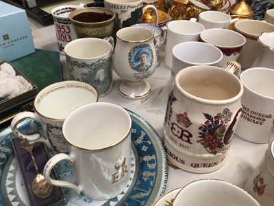 Lot 285 - Large selection of Royal commemorative ceramics, various makes and dates, together with other items