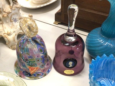Lot 291 - Small group of coloured glassware including Murano, Wedgwood etc