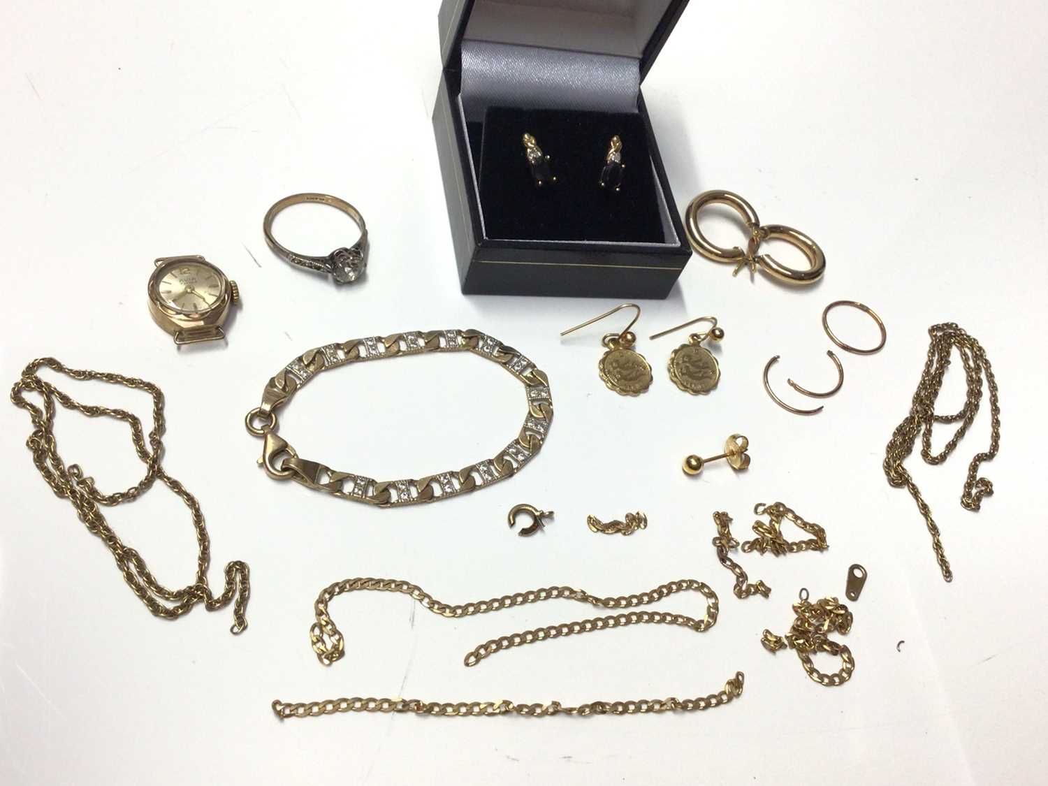 Lot 10 - Collection of gold jewellery