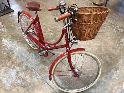 Lot 2001 - Ladies Pashley Britannia bicycle, frame no. 188028, purchased new 29th May 2014 and in very good order having seen little use.