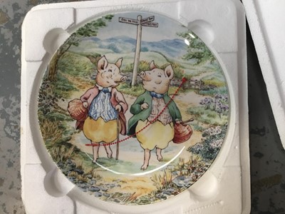 Lot 88 - Collection of 12 Wedgwood Danbury Mint Beatrix Potter plates, together with a group of Lilliput Lane cottages