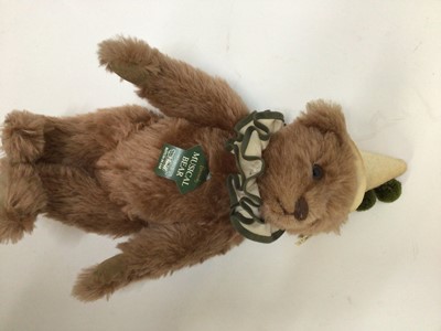 Lot 1810 - Steiff Bear 1993 Victorian Musical Bear 650680 and 1992 Harrods Musical Clown Bear 011894. Both boxed with certificates.