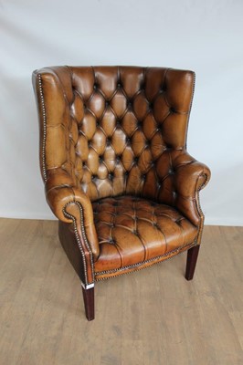 Lot 1026 - Button leather upholstered Gainsborough armchair