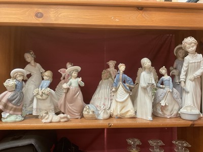 Lot 201 - Collection of figurines by Lladro, Nao and Coalport