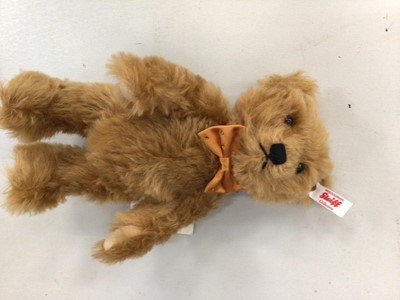 Lot 1821 - Steiff Bears Swarovski Summer 690273, Winter 664397Autumn 662362 and Spring 690242.  Plus The World's First Teddy Bear 664946 and 2017 Harrods Teddy 690419.  All boxed and with certificates. (4)