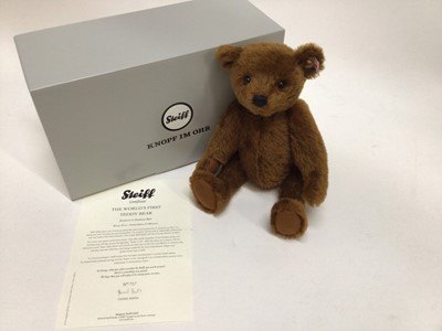 Lot 1821 - Steiff Bears Swarovski Summer 690273, Winter 664397Autumn 662362 and Spring 690242.  Plus The World's First Teddy Bear 664946 and 2017 Harrods Teddy 690419.  All boxed and with certificates. (4)