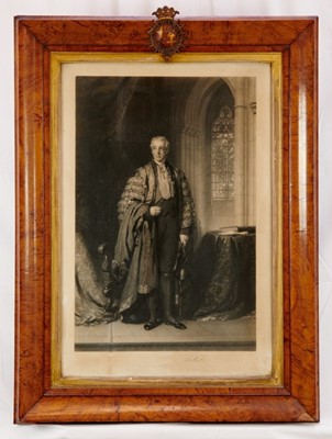 Lot 63 - Engraving of Duke of Wellington in burr walnut frame with applied armorial