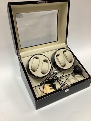 Lot 2418 - Dukwin Automatic watch winder