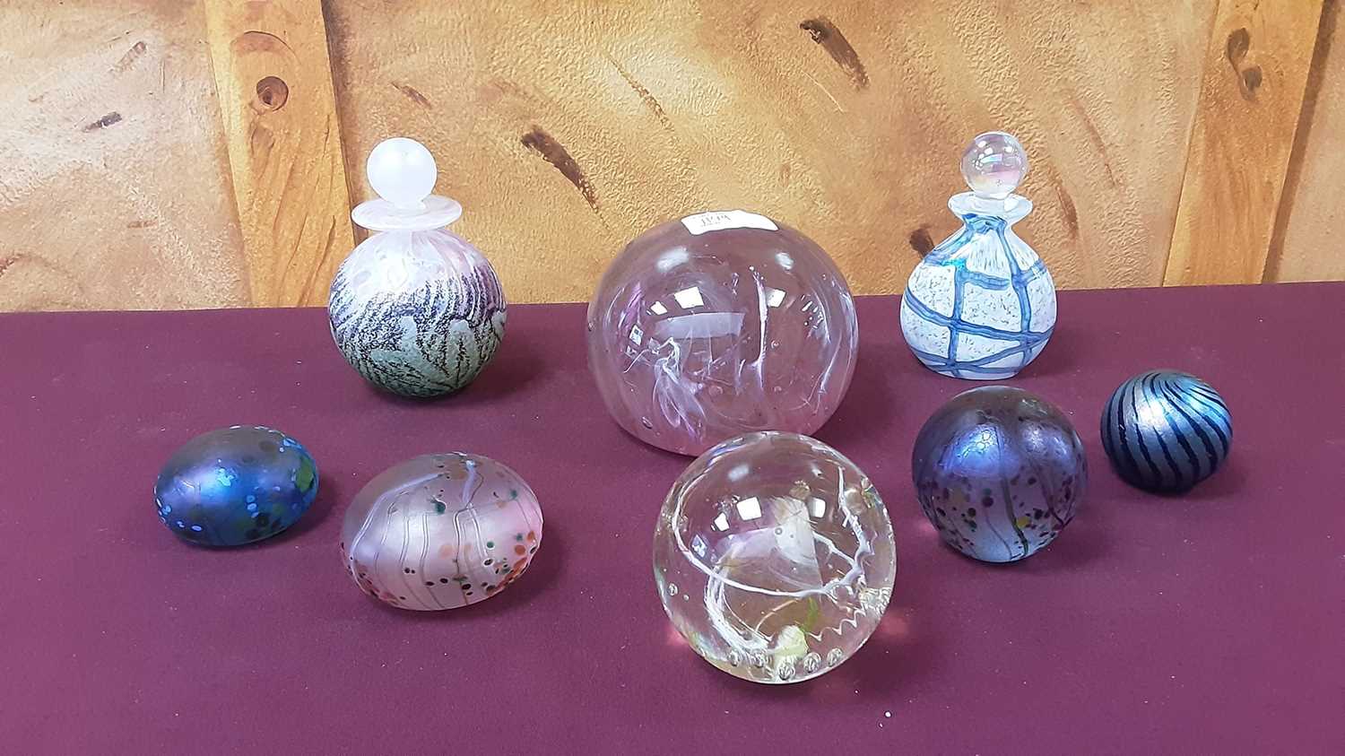 Lot 1149 - Collection of Isle of Wight glass paperweights