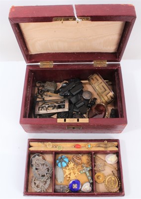 Lot 545 - Victorian leather jewllery box containing antique and later jewllery