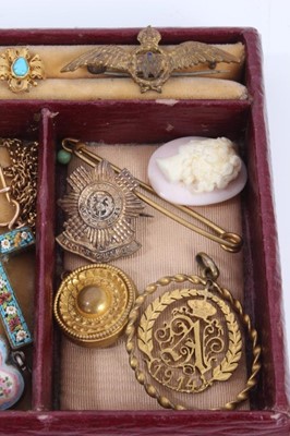Lot 545 - Victorian leather jewllery box containing antique and later jewllery