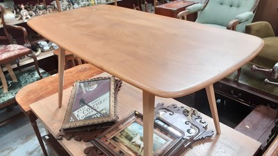 Lot 895 - Good quality Ercol dining table on splayed legs, 151cm x 75cm, together with a matching set of six stick back chairs comprising four standards and two carvers