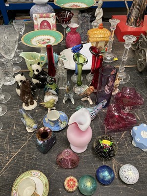 Lot 154 - Selection of art glass vases, paperweights and china