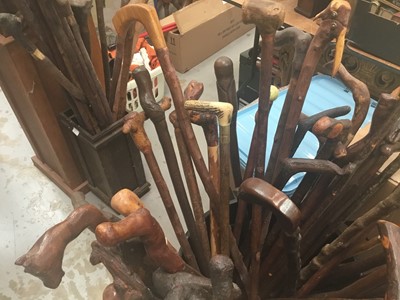 Lot 41 - Collection of novelty walking sticks and thumb sticks -approx 45 plus