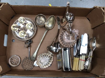 Lot 707 - Silver and plate