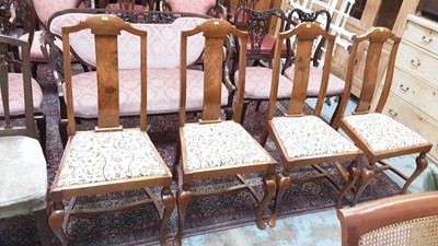 Lot 920 - Set of four walnut framed dining chairs with drop in seats on cabriole front legs