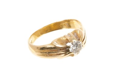 Lot 586 - 18ct yellow gold ring with a brilliant cut diamond