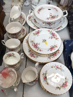 Lot 305 - Royal Albert Moss Rose tea and dinner ware, together with Royal Worcester boxed dishes