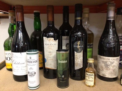 Lot 309 - Group wines and spirits