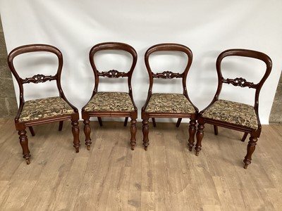 Lot 956 - Set of four Victorian mahogany dining chairs with drop in seats