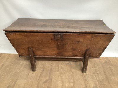 Lot 971 - Antique elm dough bin, 135cm wide, 54cm deep, 72.5cm high