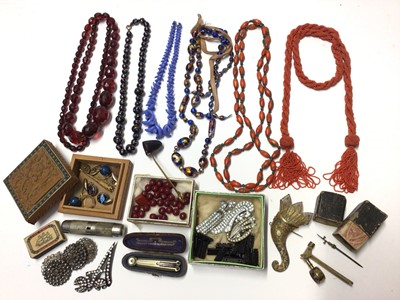 Lot 84 - Collection of vintage jewellery and bijouterie including 1920s coral beadwork sautoir necklace