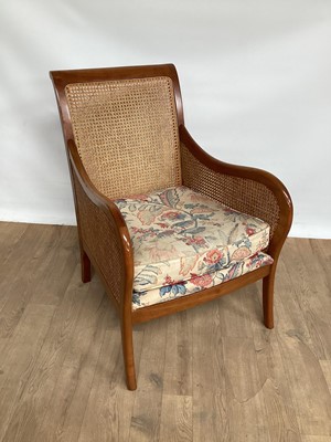 Lot 1051 - Good quality bergere armchair