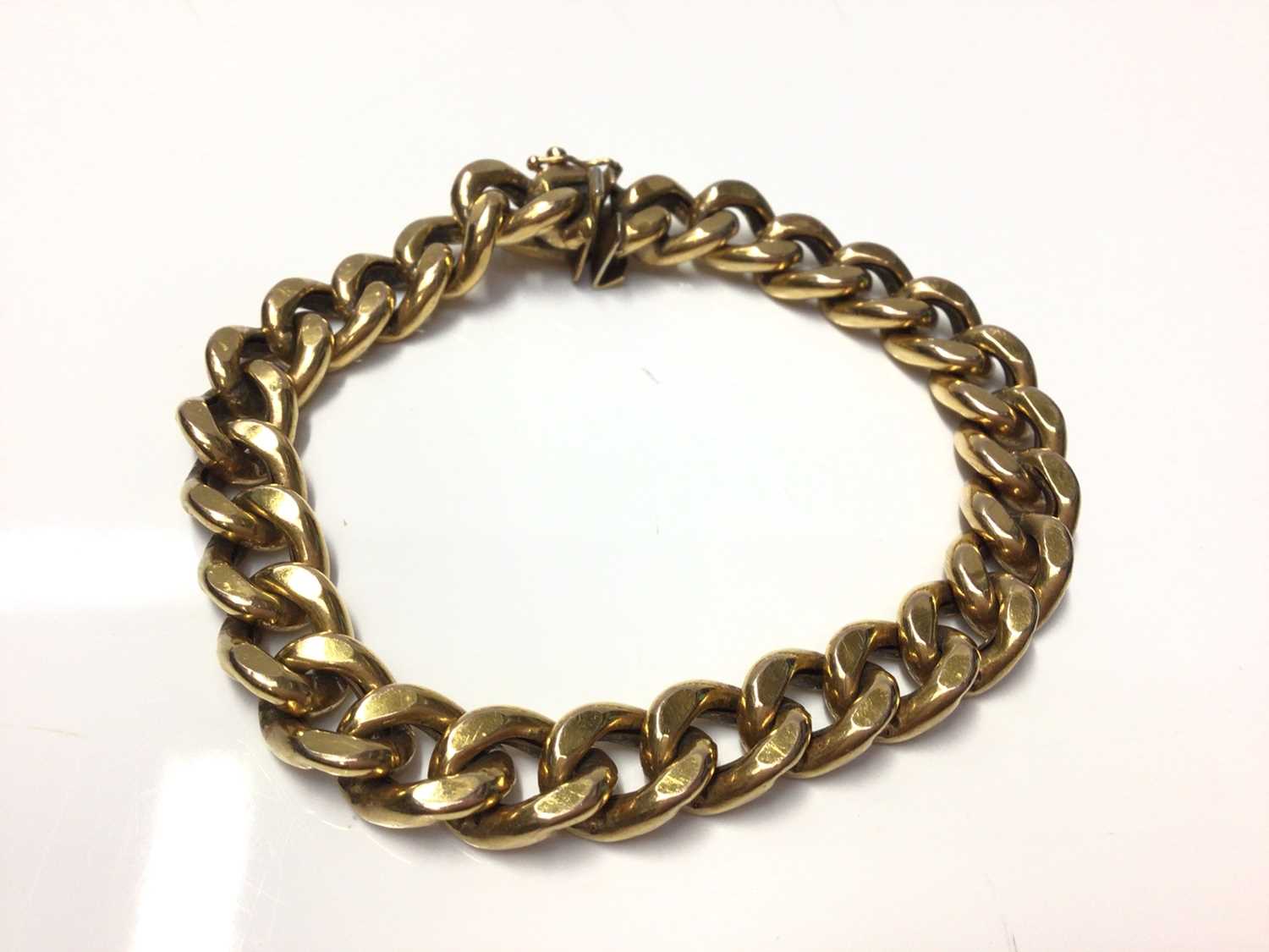 Lot 4 - 9ct gold chunky curb link chain bracelet