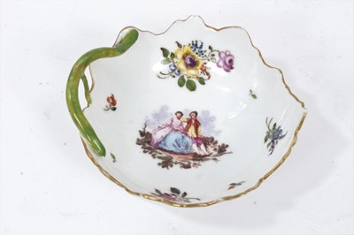 Lot 193 - Late 18th/early 19th century German porcelain pickle dish