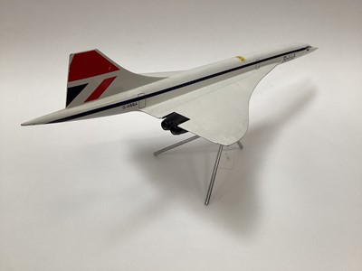 Lot 2406 - Desk model of Concorde, 64cm long