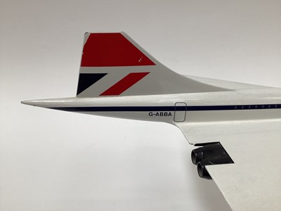 Lot 2406 - Desk model of Concorde, 64cm long