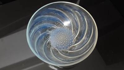 Lot 1007 - Rene Lalique Poissons pattern opalescent glass bowl, signed on base, 20.5cm diameter