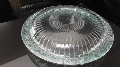 Lot 1009 - Lalique crystal Marguerite pattern bowl with moulded floral decoration, signed on base, 36cm diameter