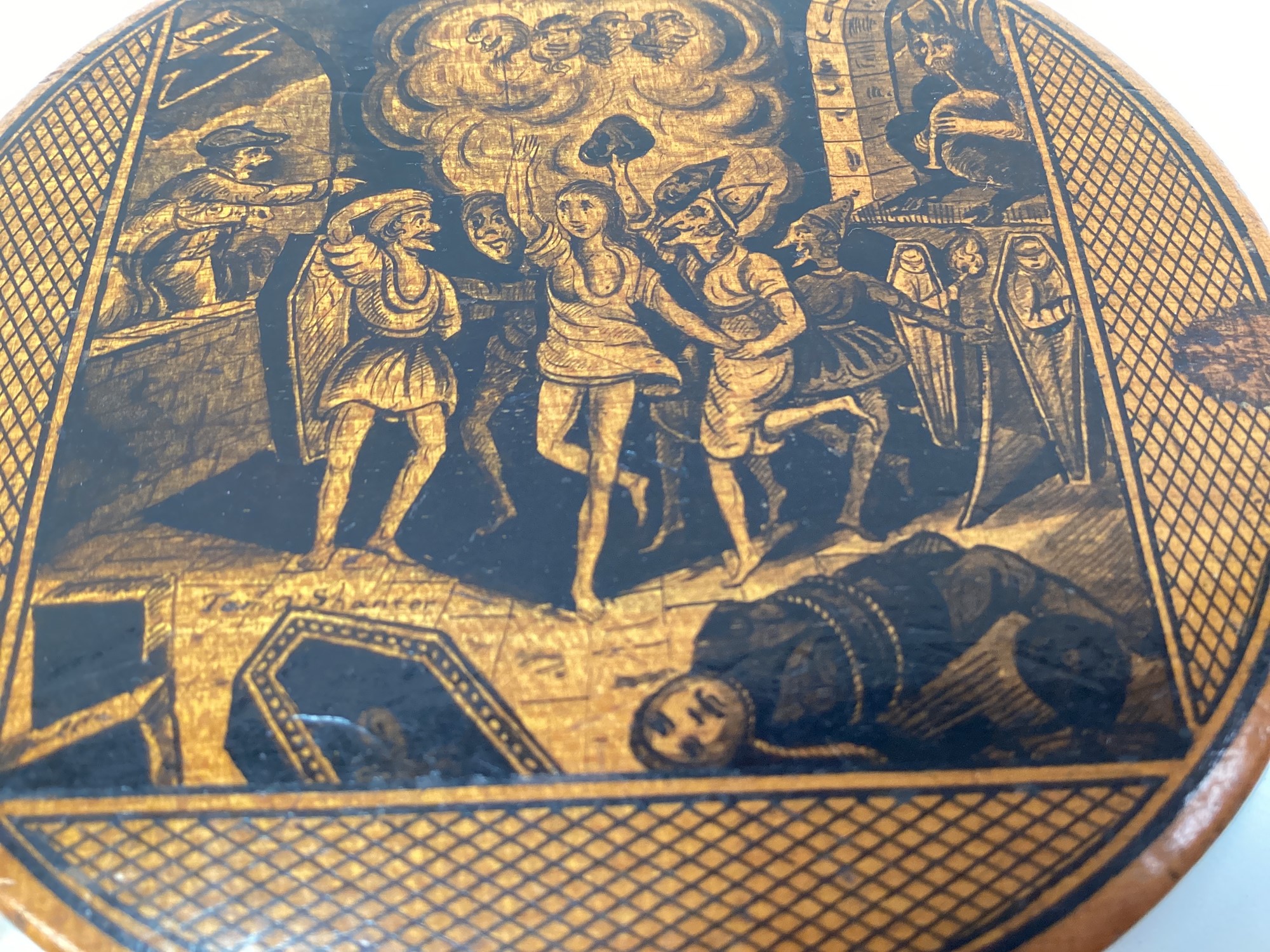 Lot 2468 - Rare Victorian Mauchline ware snuff box,