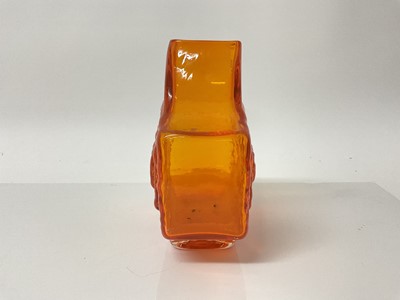 Lot 1102 - Whitefriars Tangerine TV vase, designed by Geoffrey Baxter, 17.5cm high