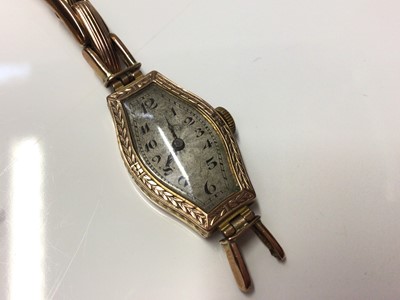 Lot 120 - 1920s 9ct gold ladies wristwatch on 9ct gold bracelet