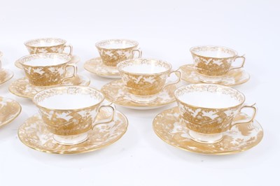 Lot 254 - Set of twelve Royal Crown Derby Gold Aves tea cups and saucers