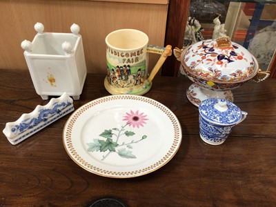 Lot 581 - A Chamberlain’s Worcester botanical plate, a Spode sauce tureen and cover and other items