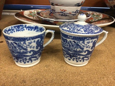 Lot 292 - A pearlware custard cup and cover, circa 1810-15, and another cup