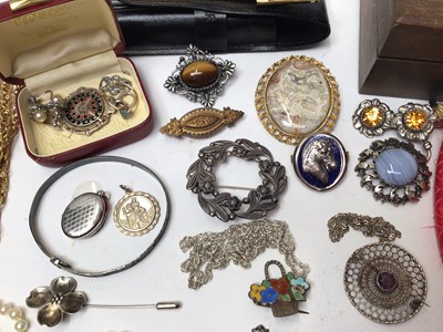 Lot 157 - Charles Horner silver bangle, various silver brooches, two Continental silver (800) bracelets etc