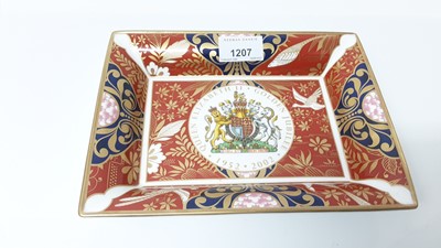 Lot 1207 - Royal Worcester Queen Elizabeth II Golden Jubilee rectangular dish