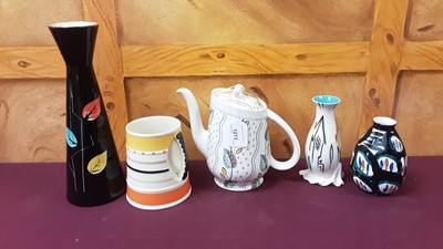 Lot 1213 - Susie Cooper tankard, Ringwood Ware Hedgerow coffee pot and other decorative ceramics (11)