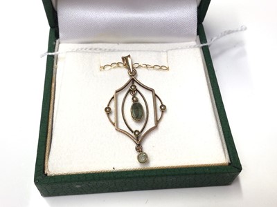 Lot 277 - Edwardian gold and seed pearl pendant on chain