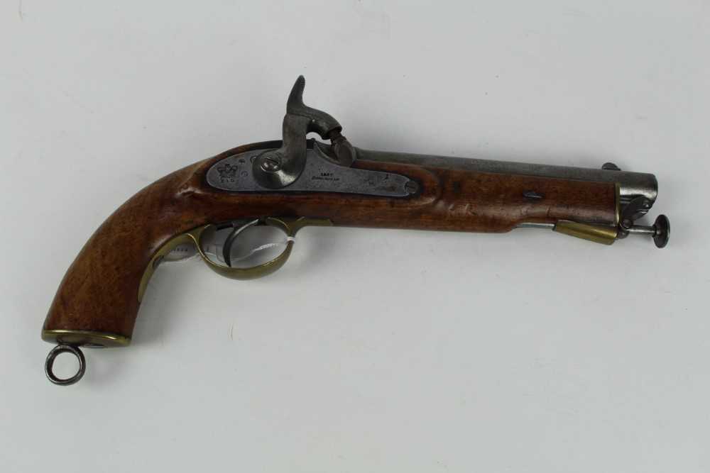 Lot 906 - Victorian Percussion Cavalry Carbine Bore