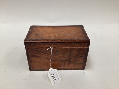 Lot 2403 - Victorian walnut tea caddy with banded decoration to edges, two-division interior, 18cm wide