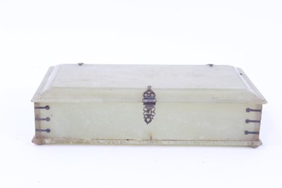 Lot 789 - 19th century Indian greenstone / jadeite casket