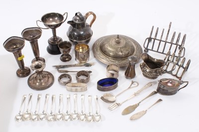 Lot 425 - Selection of miscellaneous silver and silver plate to include pair of pierced spill vases