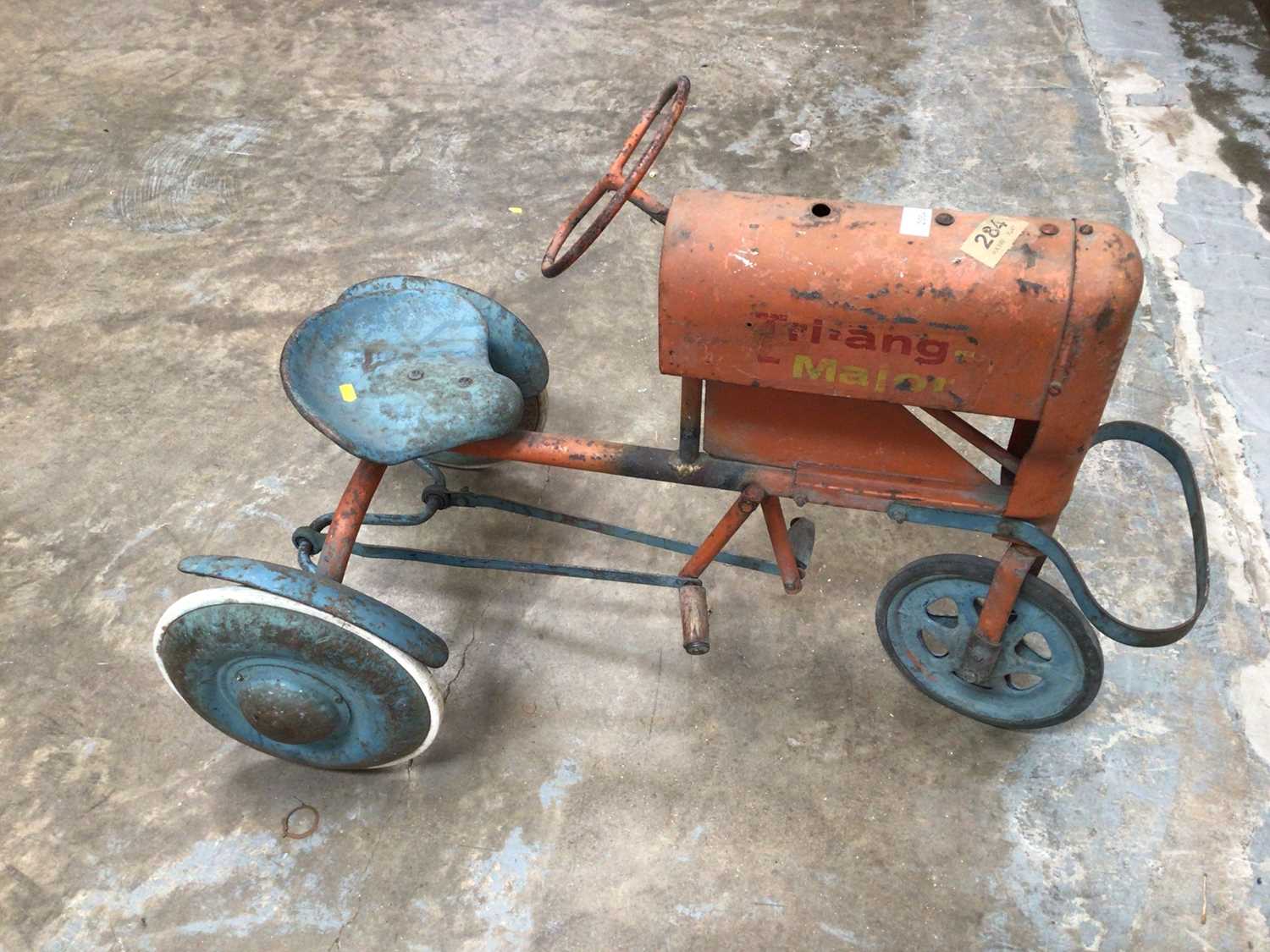 Lot 2004 - 1950's children's Tri-ang Major pedal
